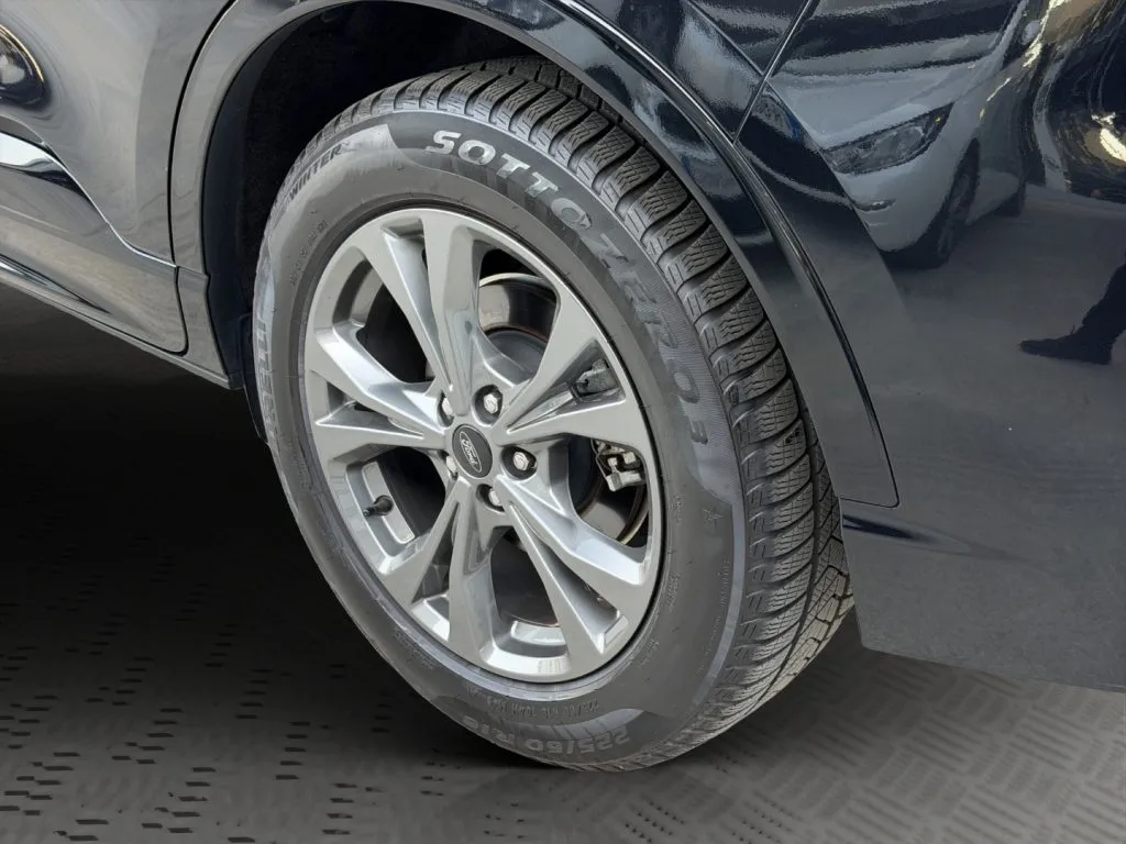 Ford Kuga 2.0 120CV 2WD ST-Line Auto 2023 — foto 19