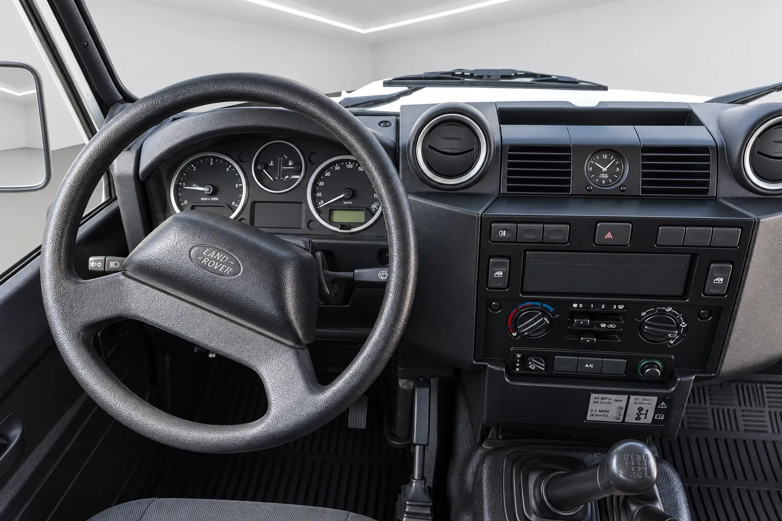 Land Rover Defender 2.2 TD4 110 PICK-UP 2012 — foto 8