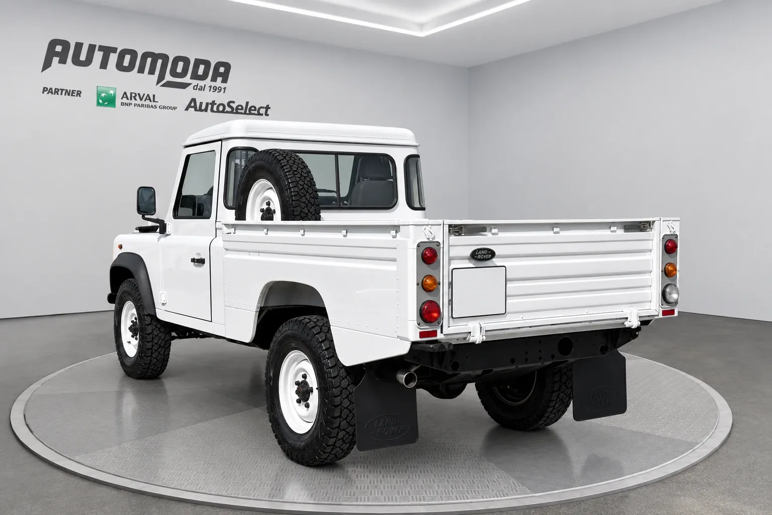 Land Rover Defender 2.2 TD4 110 PICK-UP 2012 — foto 6