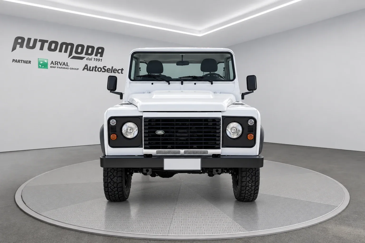 Land Rover Defender 2.2 TD4 110 PICK-UP 2012 — foto 2