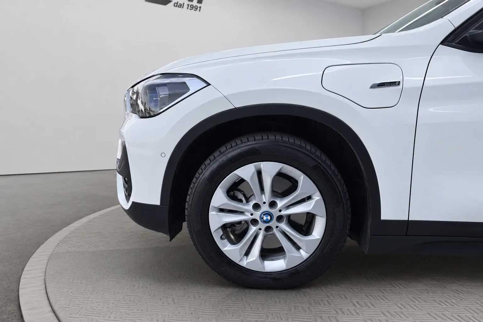 BMW X1 xdrive25e Business Advantage auto 2022 — foto 17