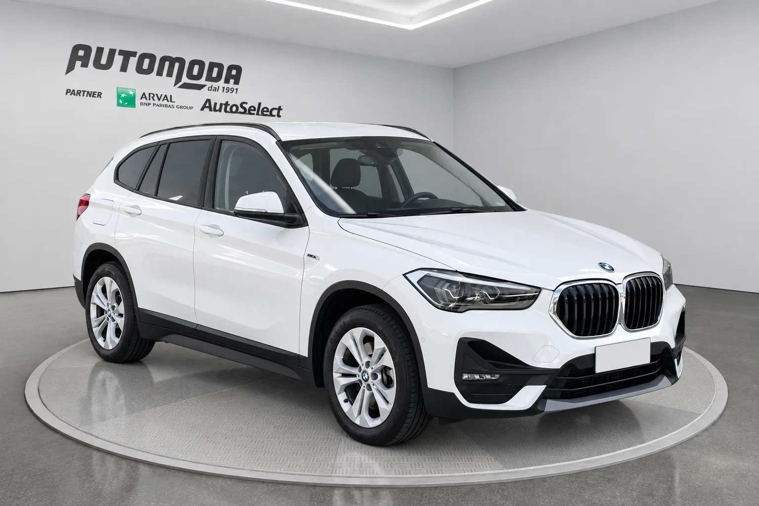 BMW X1 xdrive25e Business Advantage auto 2022 — foto 3