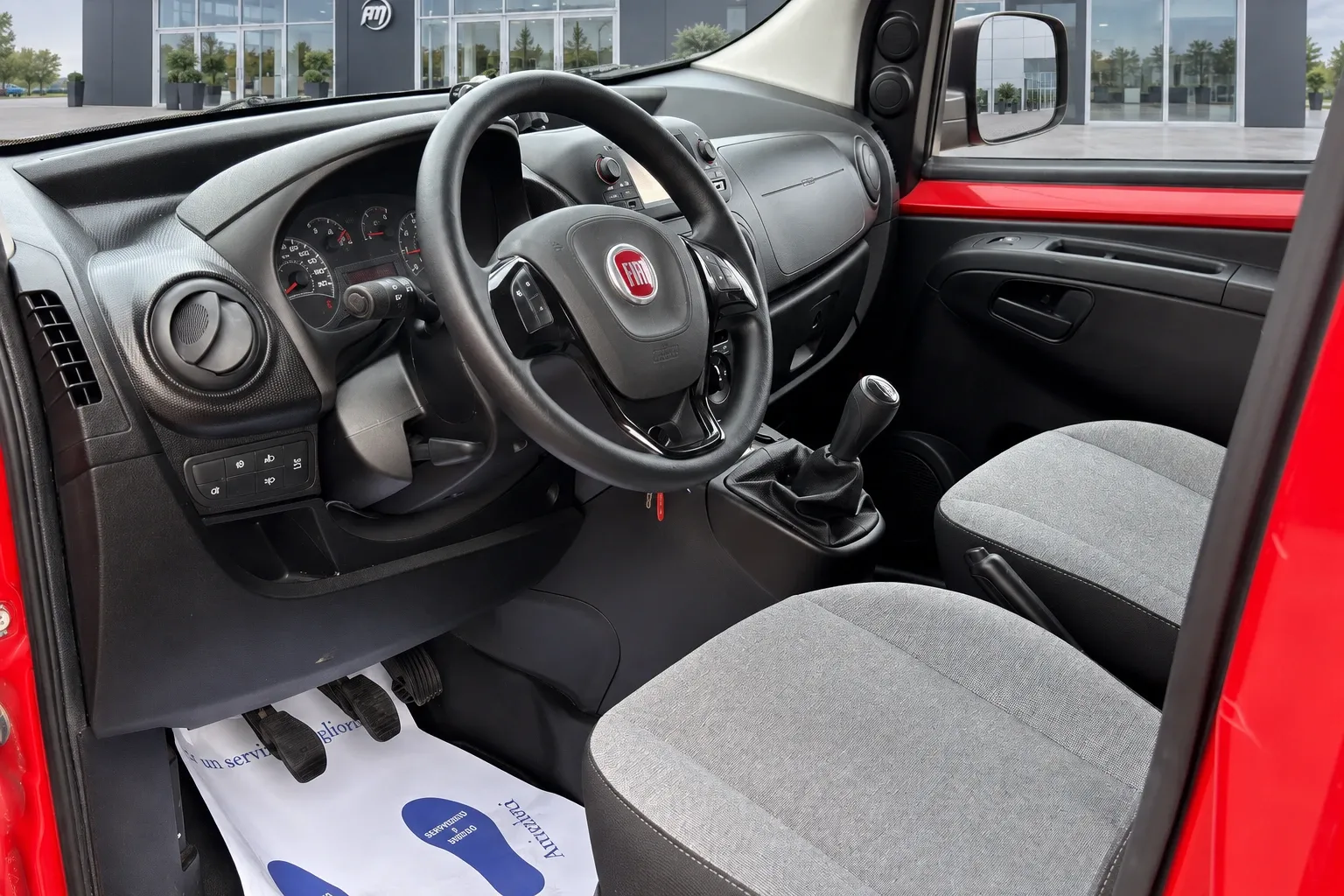 Fiat Fiorino 1.3 MJT Adventure 2017 — foto 7