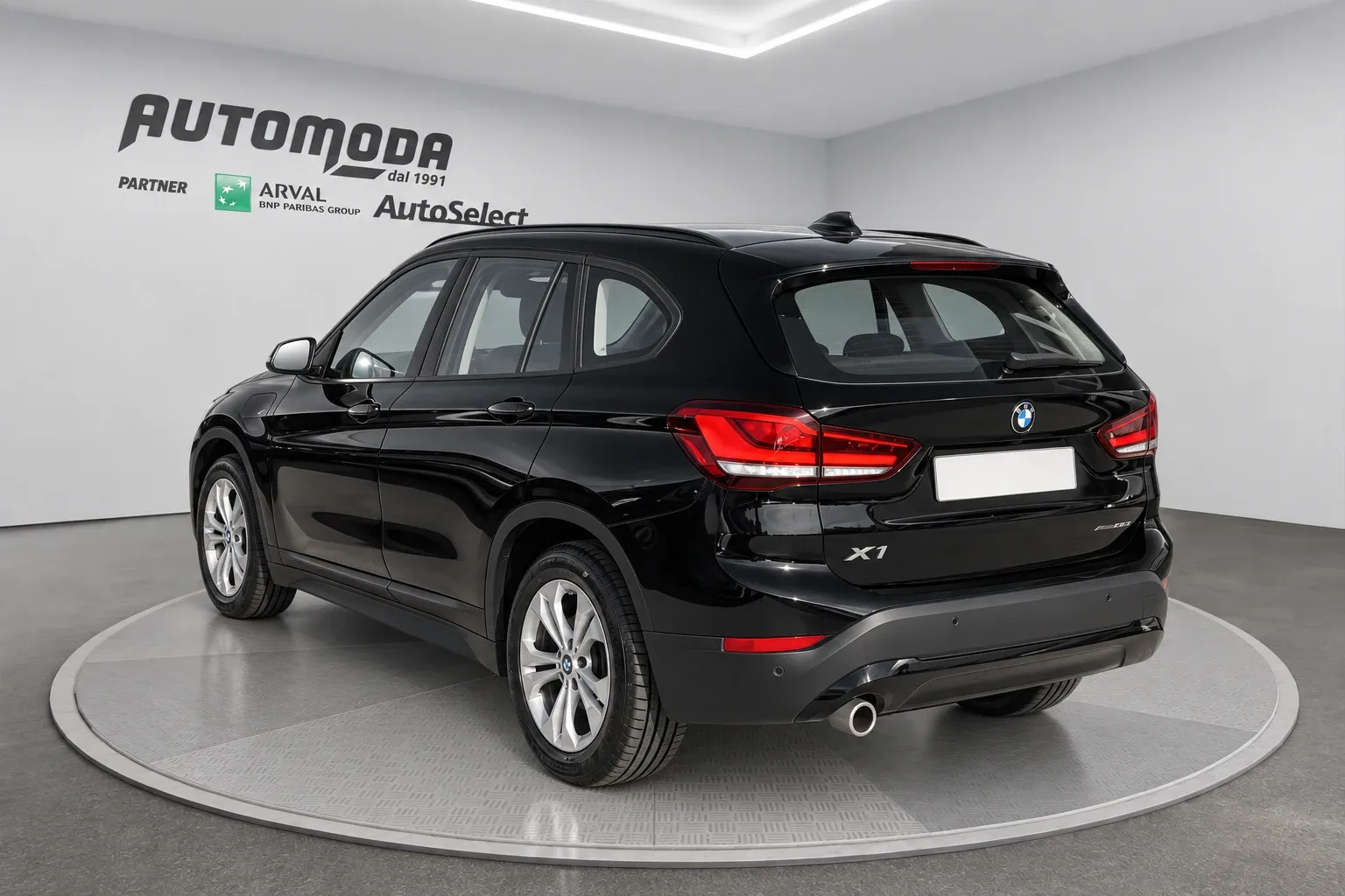 BMW X1 xDrive25e Advantage Auto 2022 — foto 6