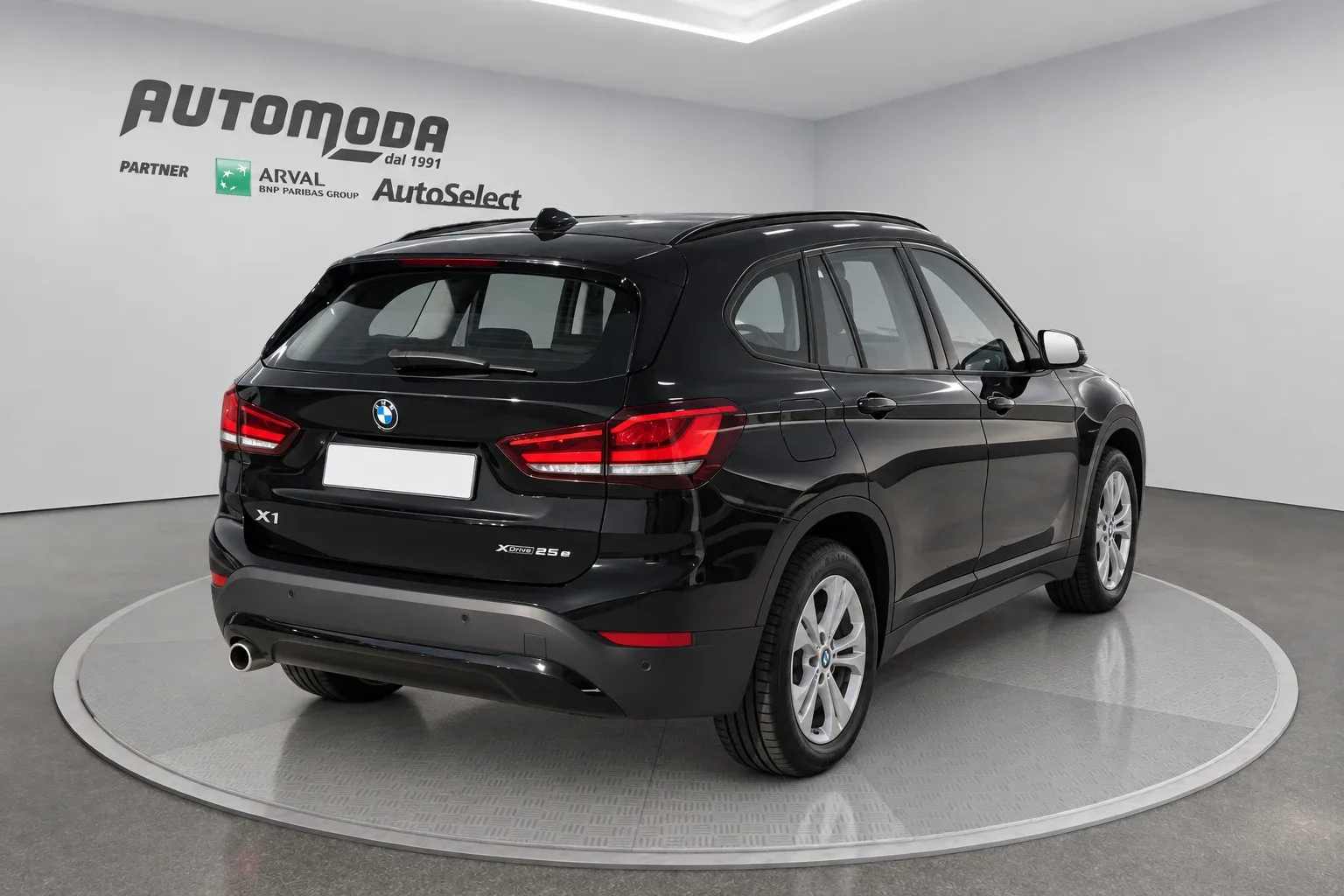 BMW X1 xDrive25e Advantage Auto 2022 — foto 4