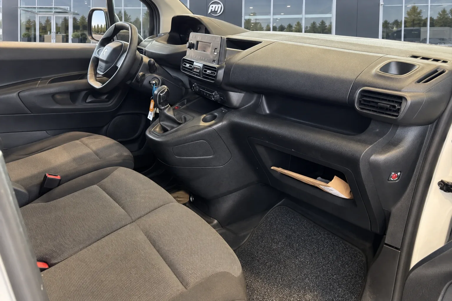 Peugeot Partner L1 100cv Allestito 3 posti 2021 — foto 9