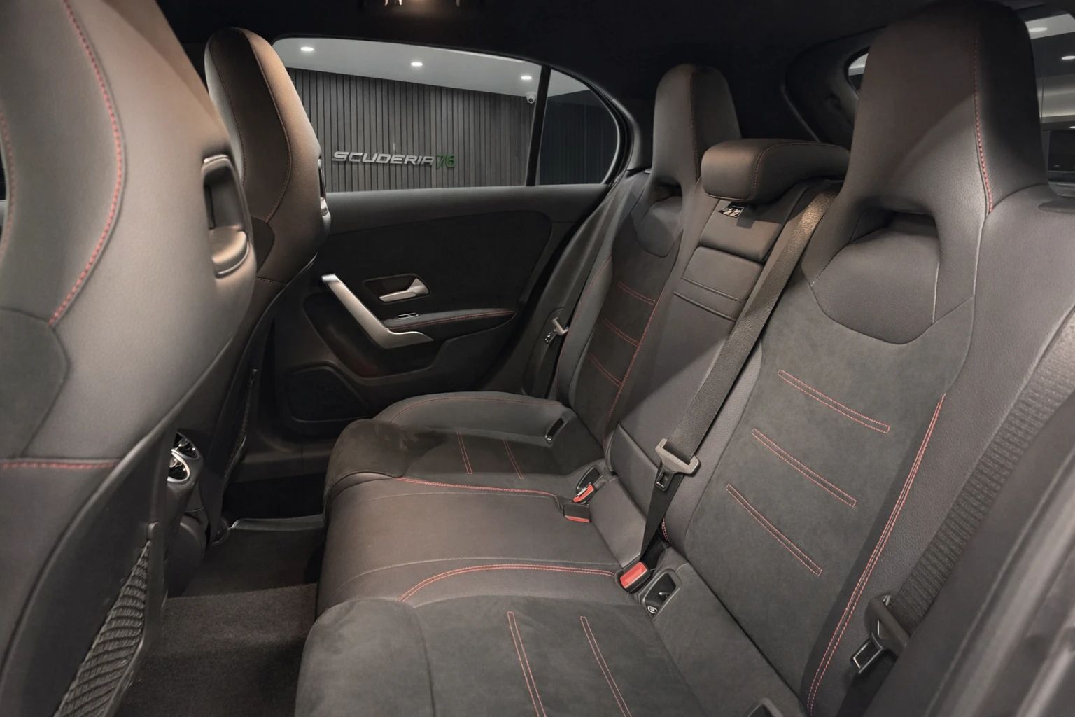 Mercedes A 250 e phev AMG Line Premium auto 2023 — foto 12