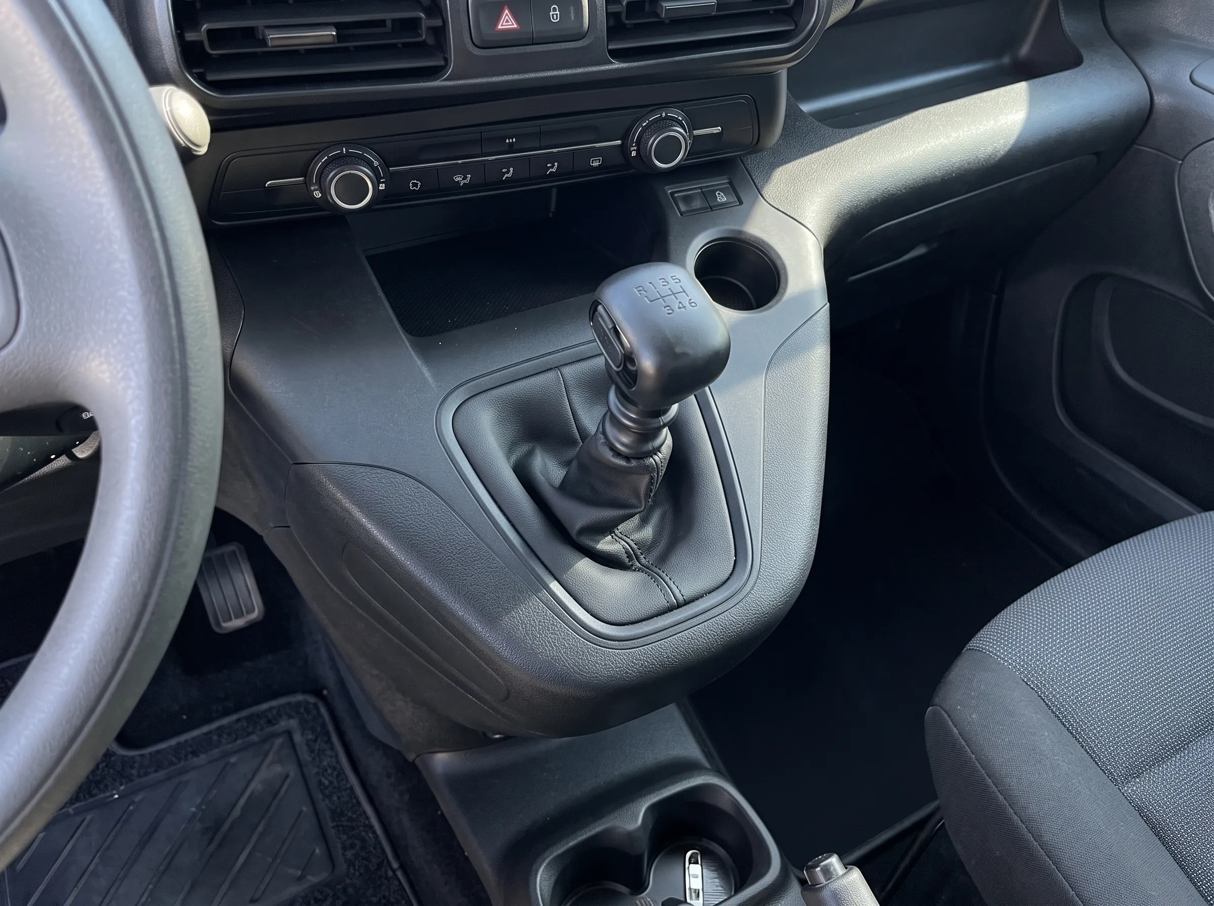 CITROEN Berlingo 1.5 100CV Autocarro N1 2022 — foto 13