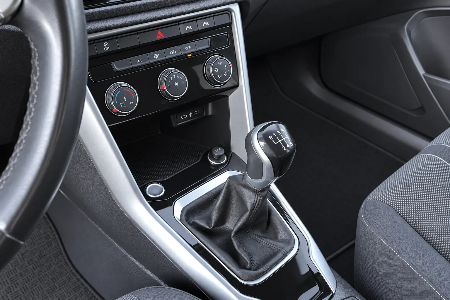 Volkswagen T-Roc 1.0 TSI Life 2022 — foto 11