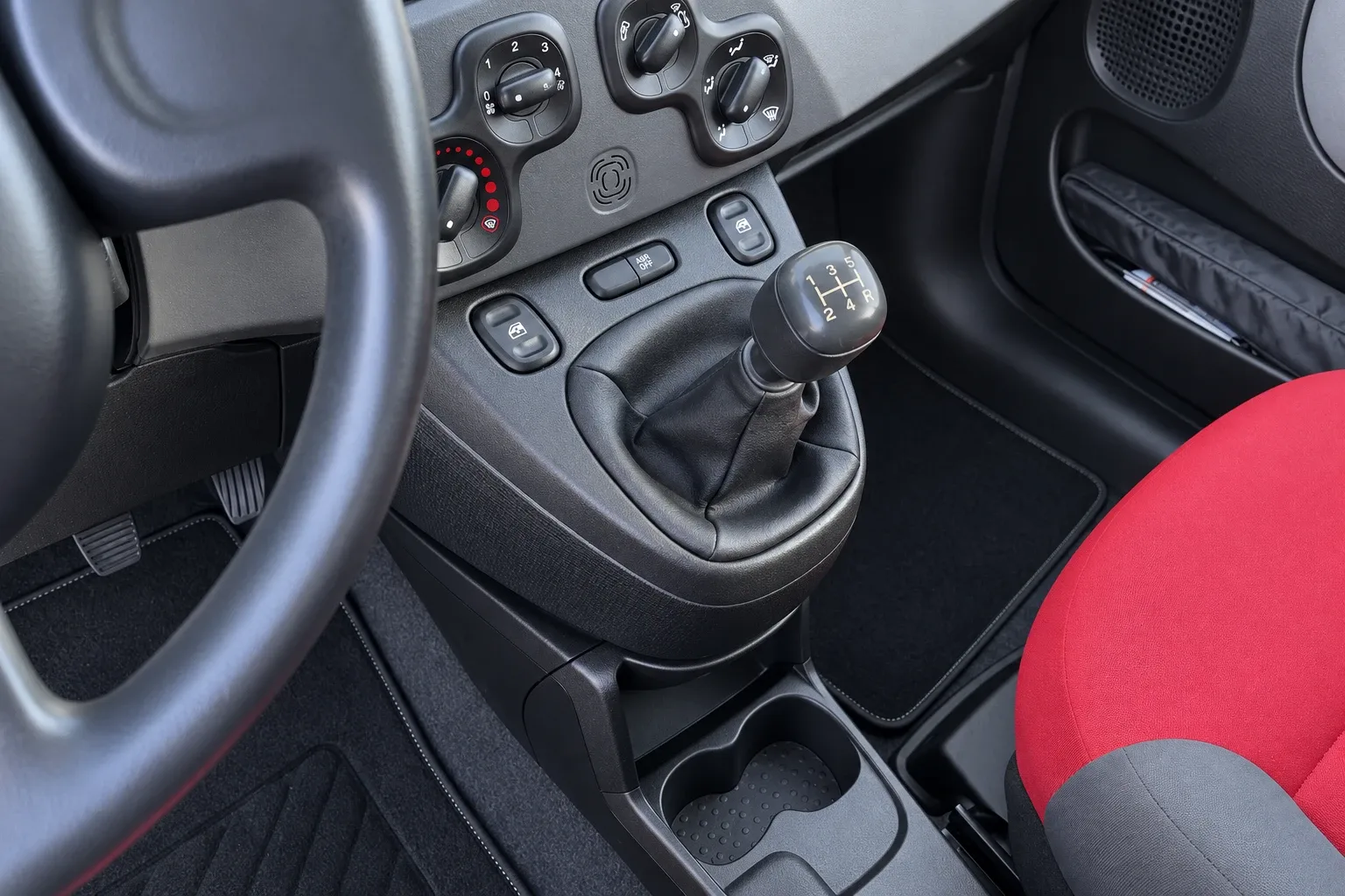 Fiat PANDA VAN 1.3 MJT 2 posti 2015 — foto 11