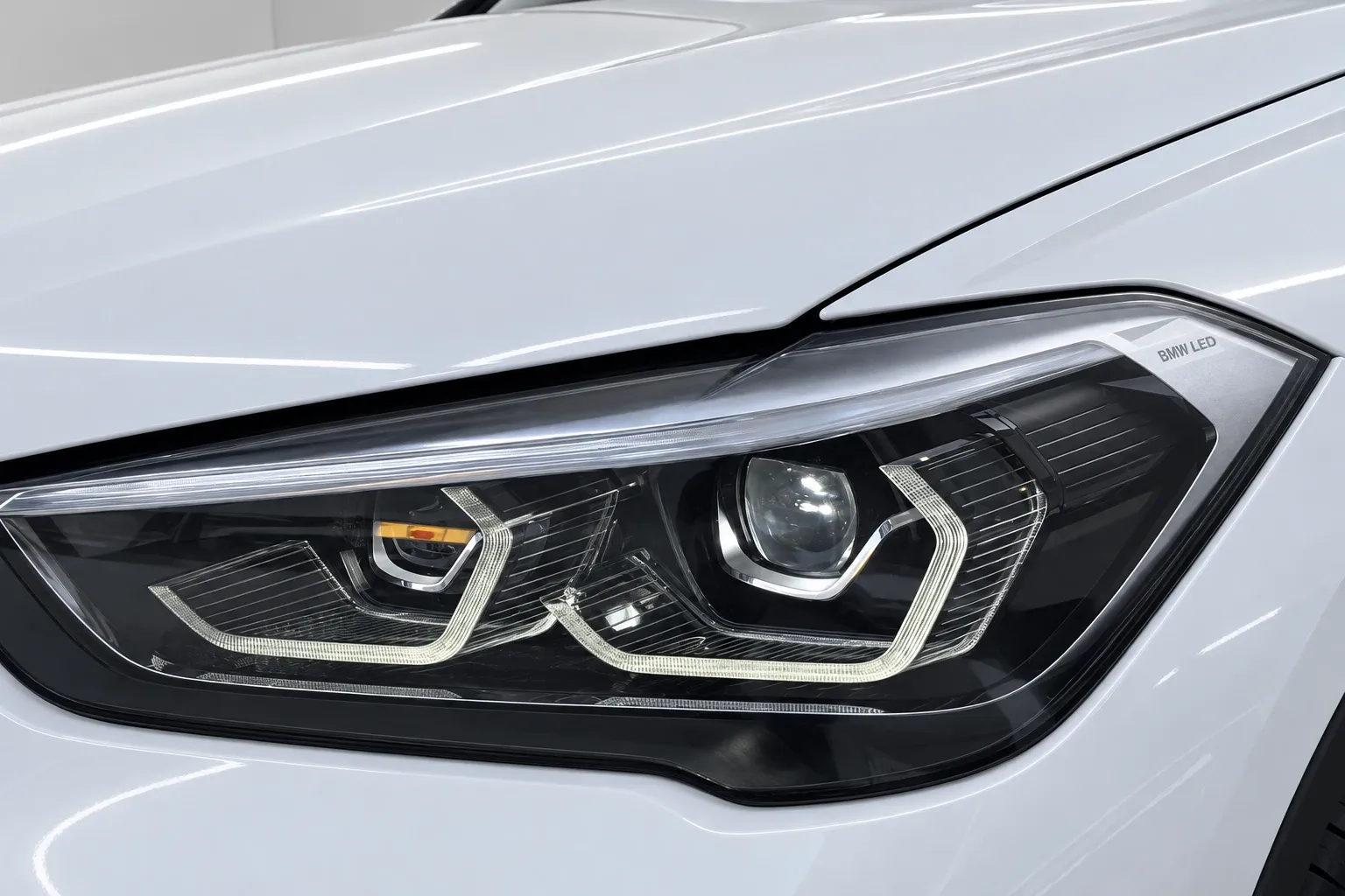 BMW X1 X Drive 25E Business Advantage automatico 2022 — foto 16
