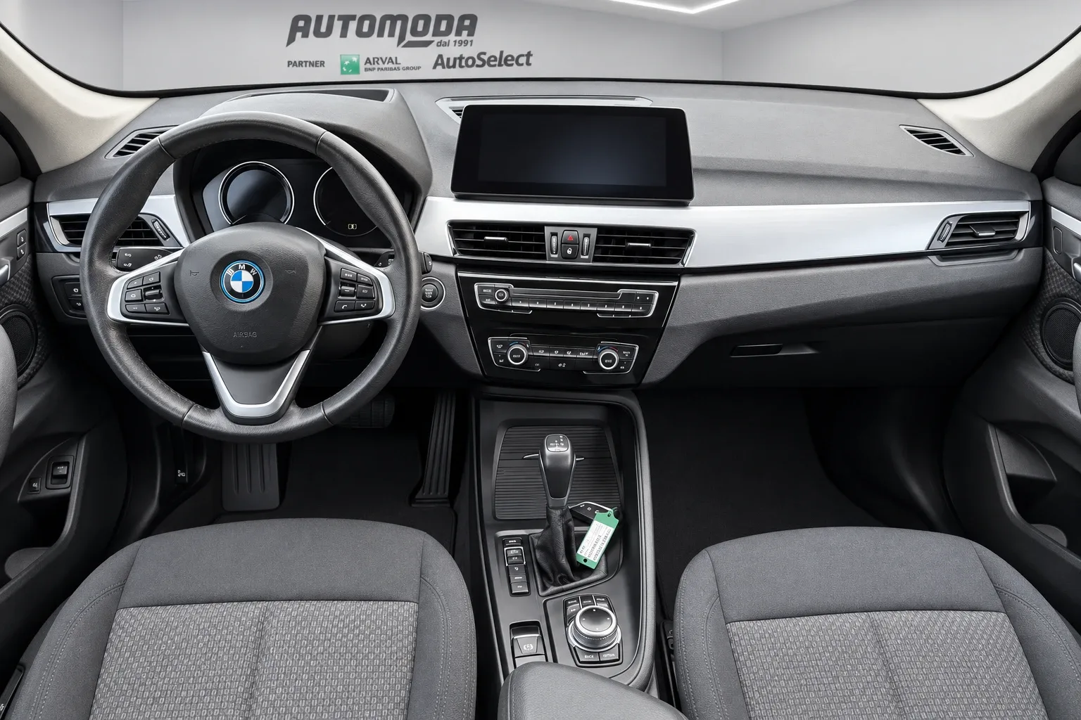 BMW X1 xdrive25e Advantage auto 2022 — foto 7