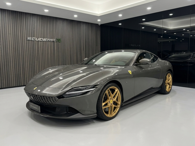 Ferrari Roma Spider