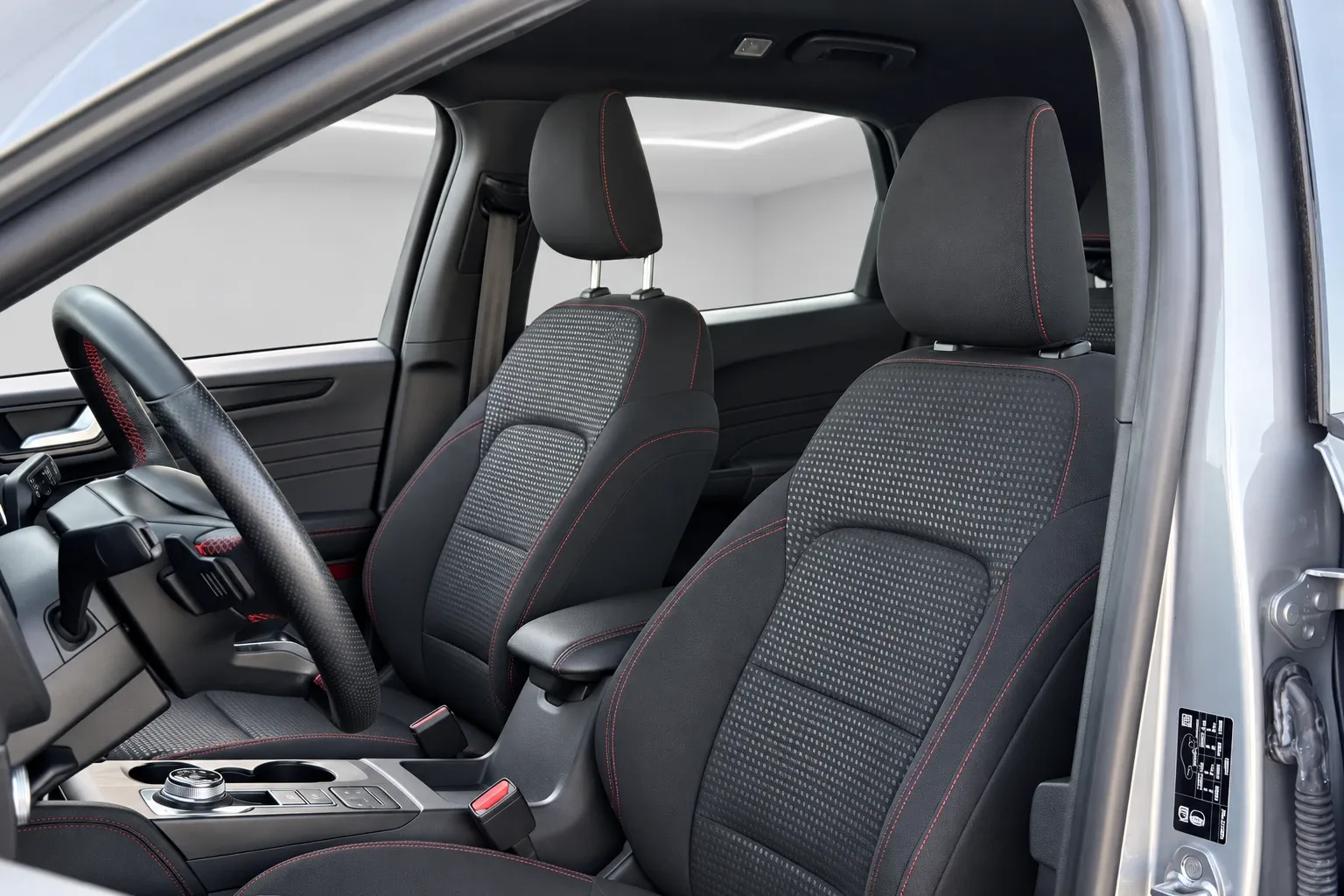 Ford Kuga 1.5 120CV ST-Line Automatico 2022 — foto 16