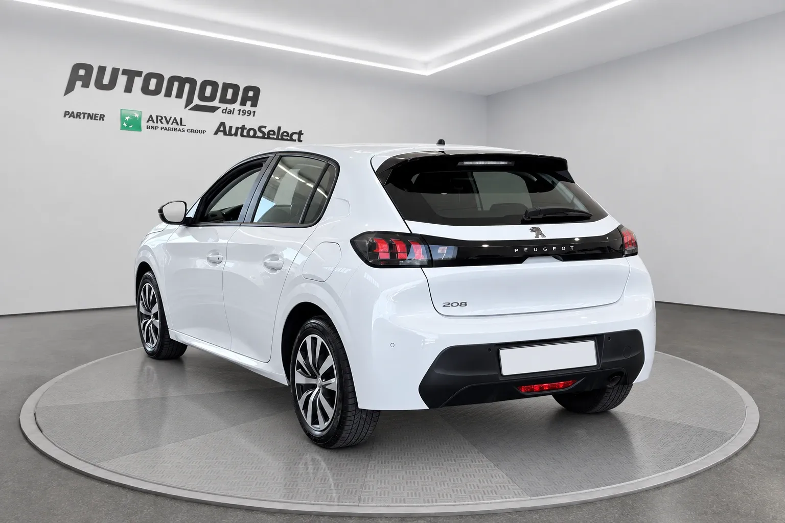 Peugeot 208 1.5 DIESEL KM 0 2023 — foto 6