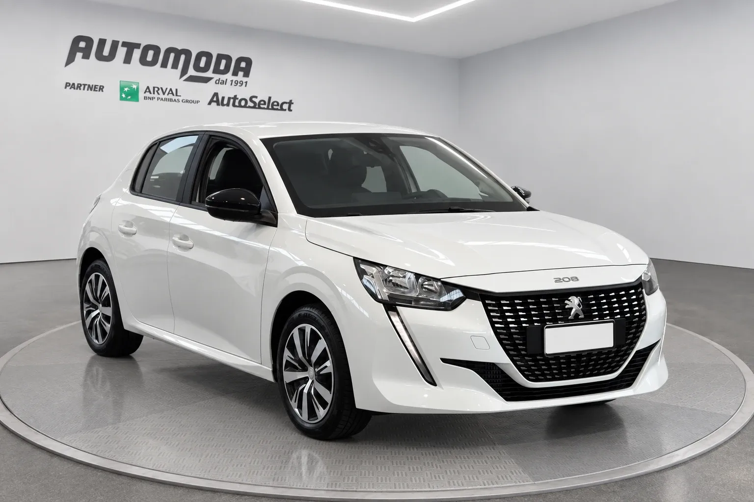 Peugeot 208 1.5 DIESEL KM 0 2023 — foto 3