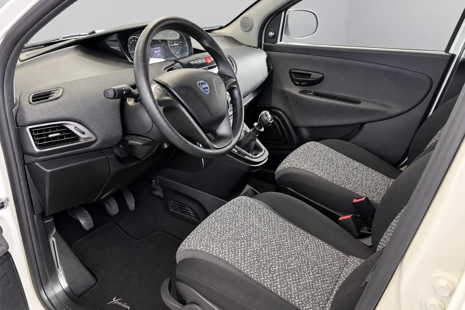 Lancia Ypsilon 1.2 69 CV 2020 — foto 13