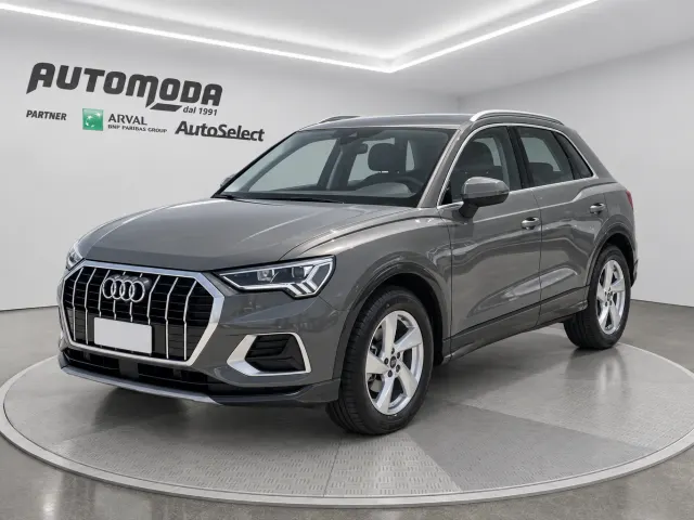 Audi Q3 35 2.0 tdi Business Advanced s-tronic