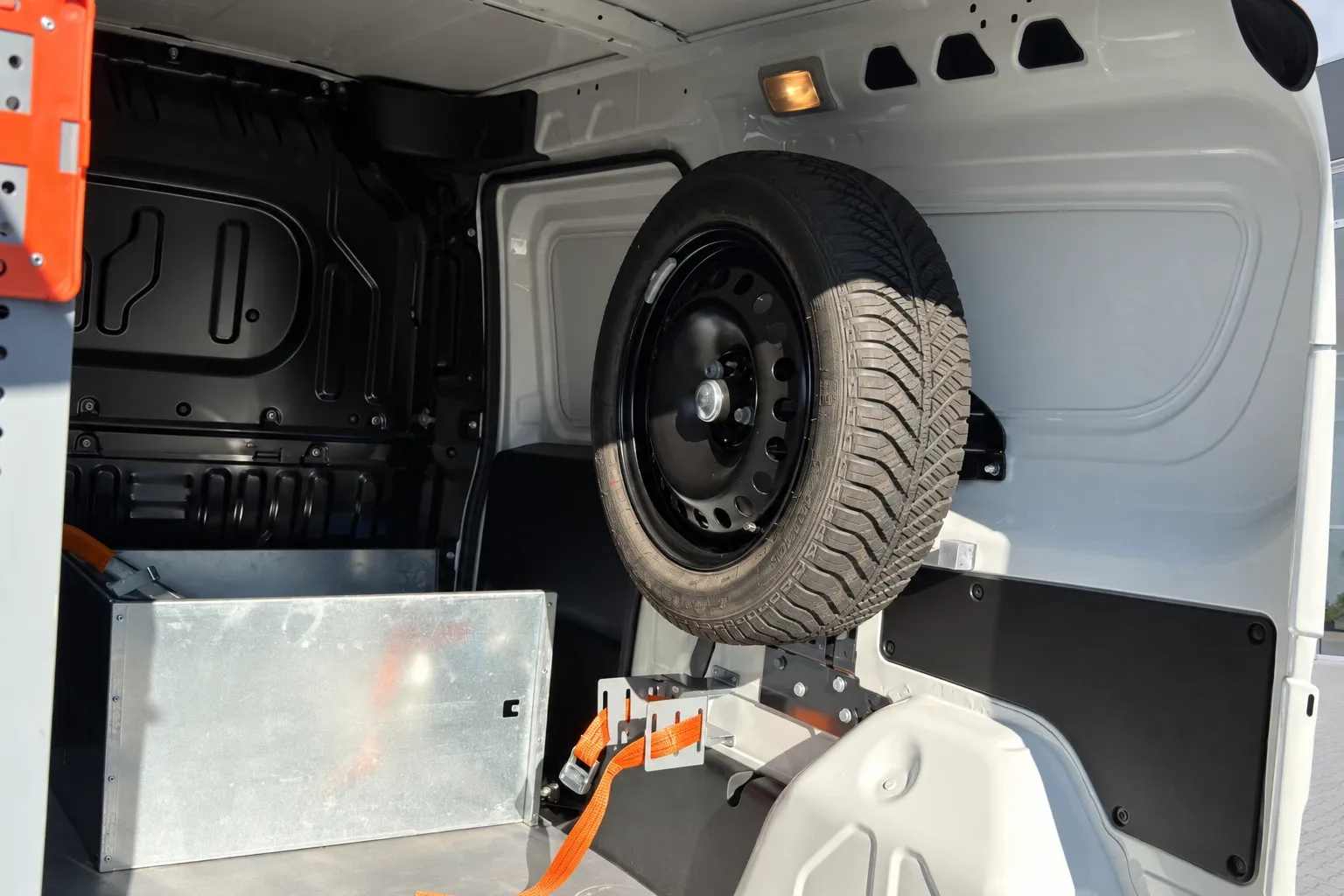 Fiat Doblo MAXI 1.4 METANO ALLESTITO 2019 — foto 13