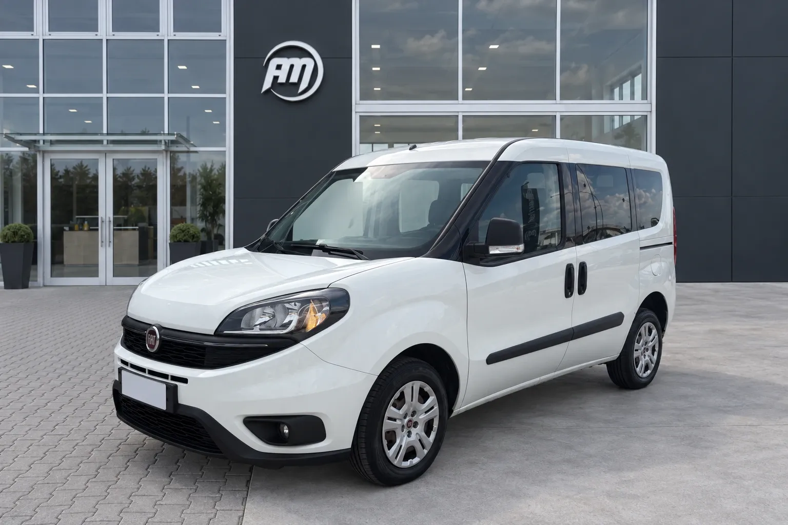 FIAT Doblo 1.3 MJT 5 POSTI AUTOCARRO N1