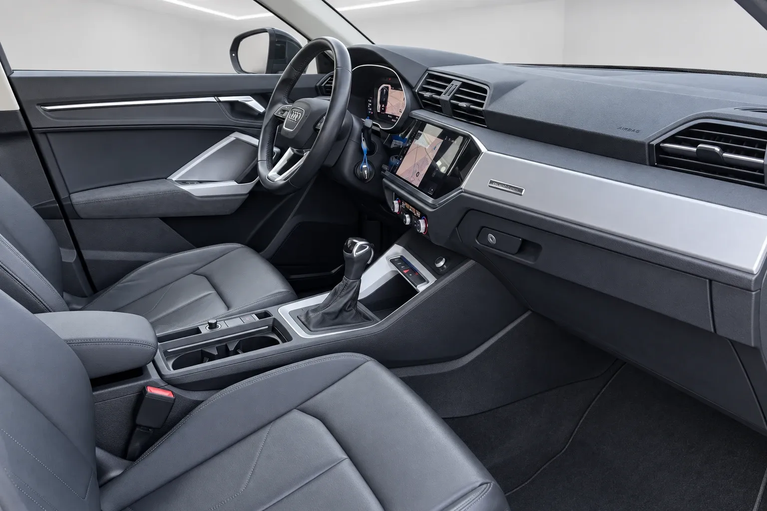 Audi Q3 35 2.0 tdi Business s-tronic 2022 — foto 13