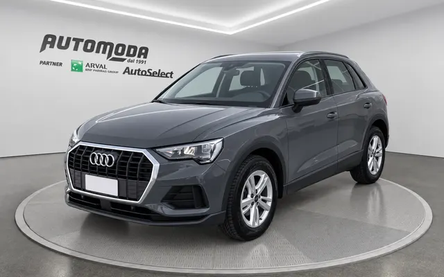 Audi Q3 35 2.0 tdi Business s-tronic