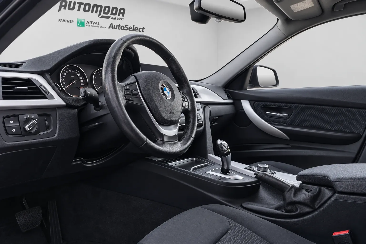 BMW 318 d Touring 150CV 2017 — foto 9