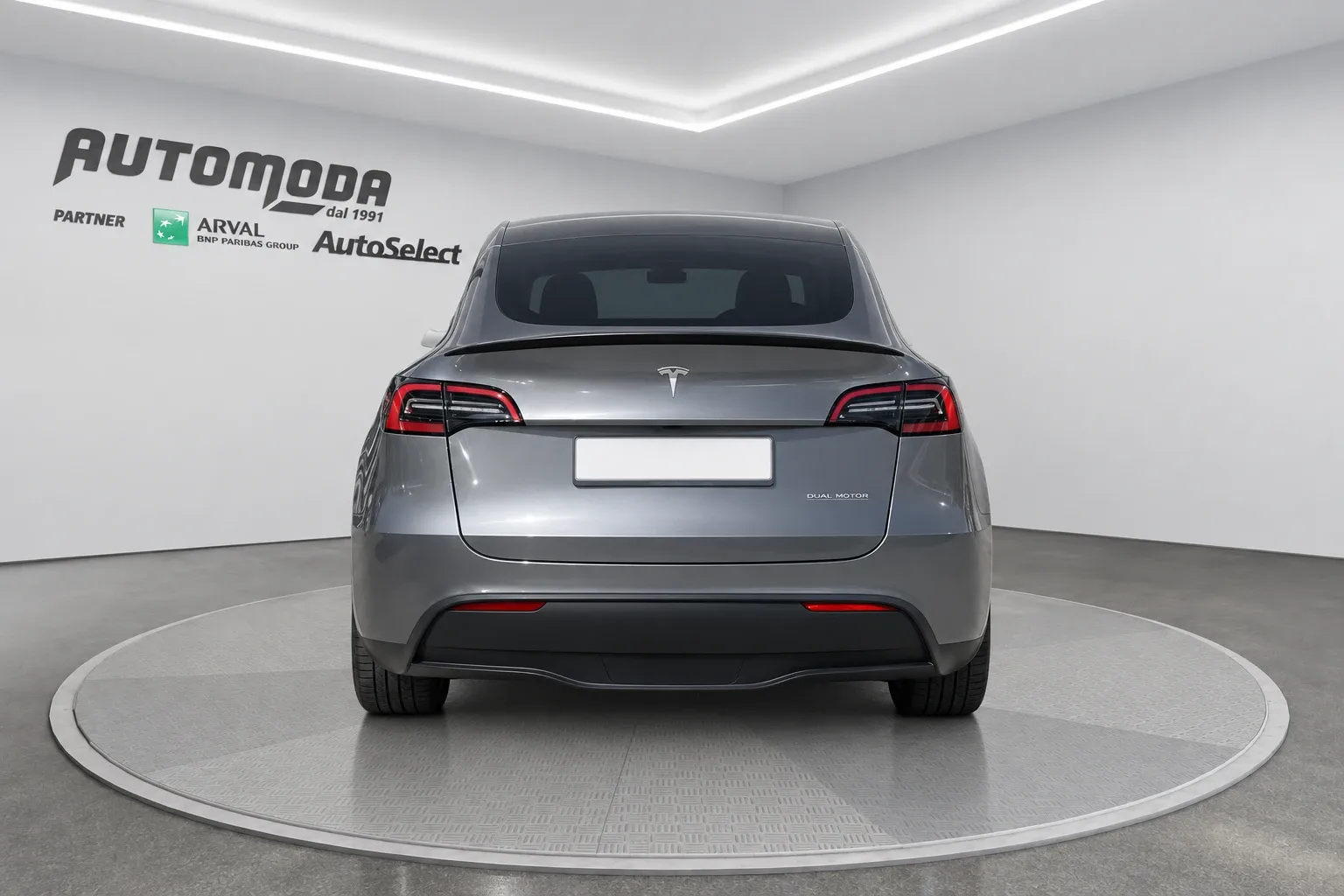 Tesla Model Y Performance Dual Motor 4WD 2022 — foto 5