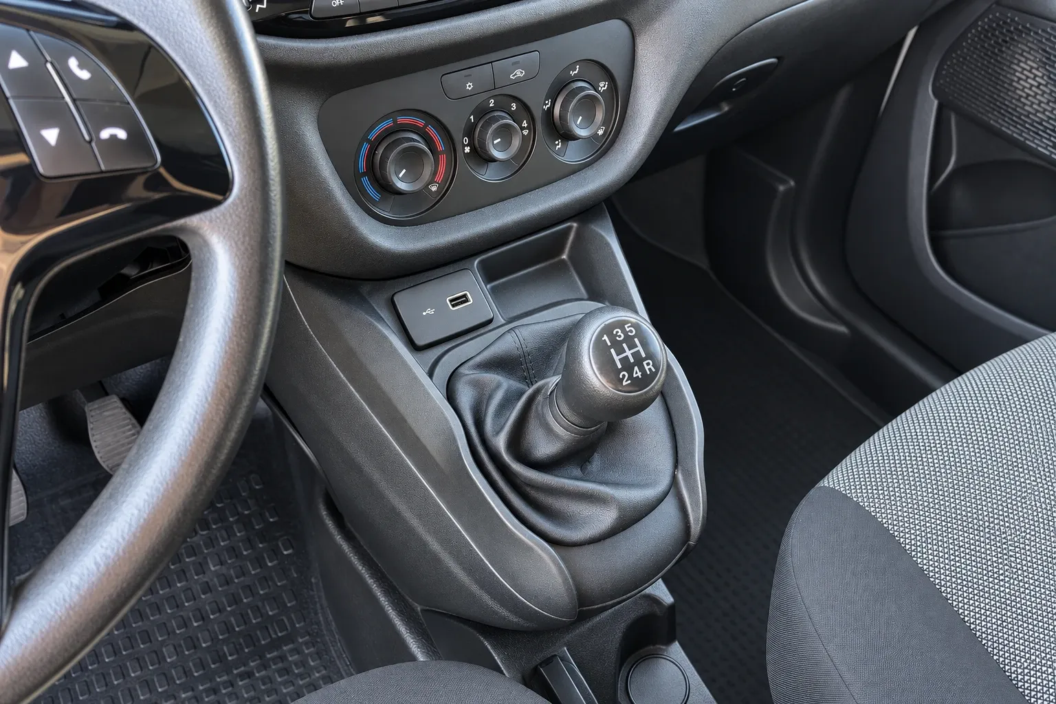 Fiat Doblo cargo 1.3 mjt 95cv CH1 Business S&S 2020 — foto 11