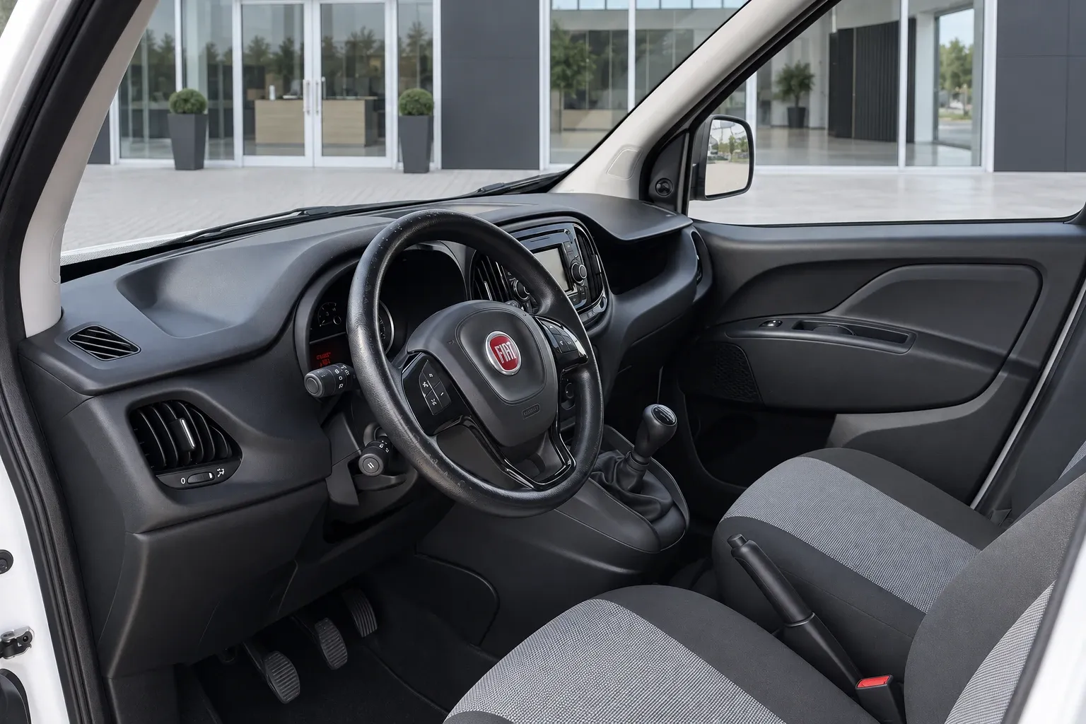 Fiat Doblo cargo 1.3 mjt 95cv CH1 Business S&S 2020 — foto 9