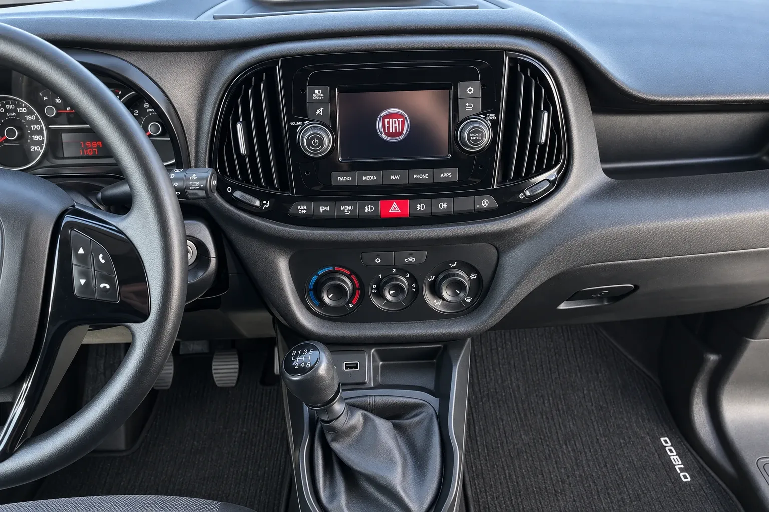 Fiat Doblo 1.6 MJT 105CV ALLESTITO 2020 — foto 11