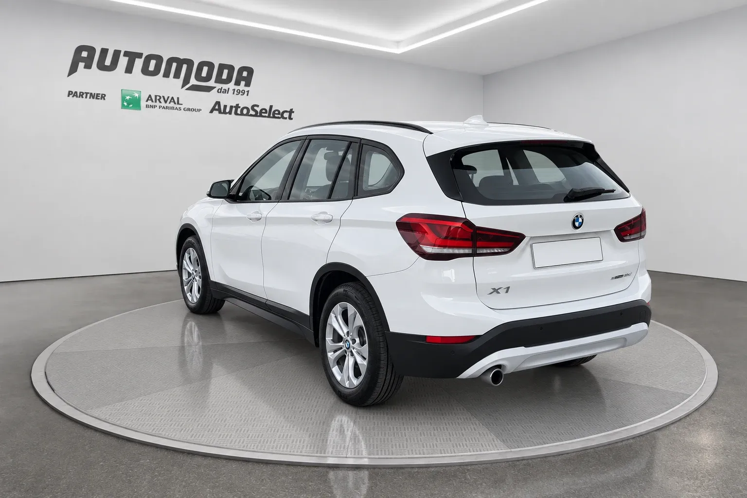 BMW X1 sDrive25e Business Advantage 2021 — foto 6