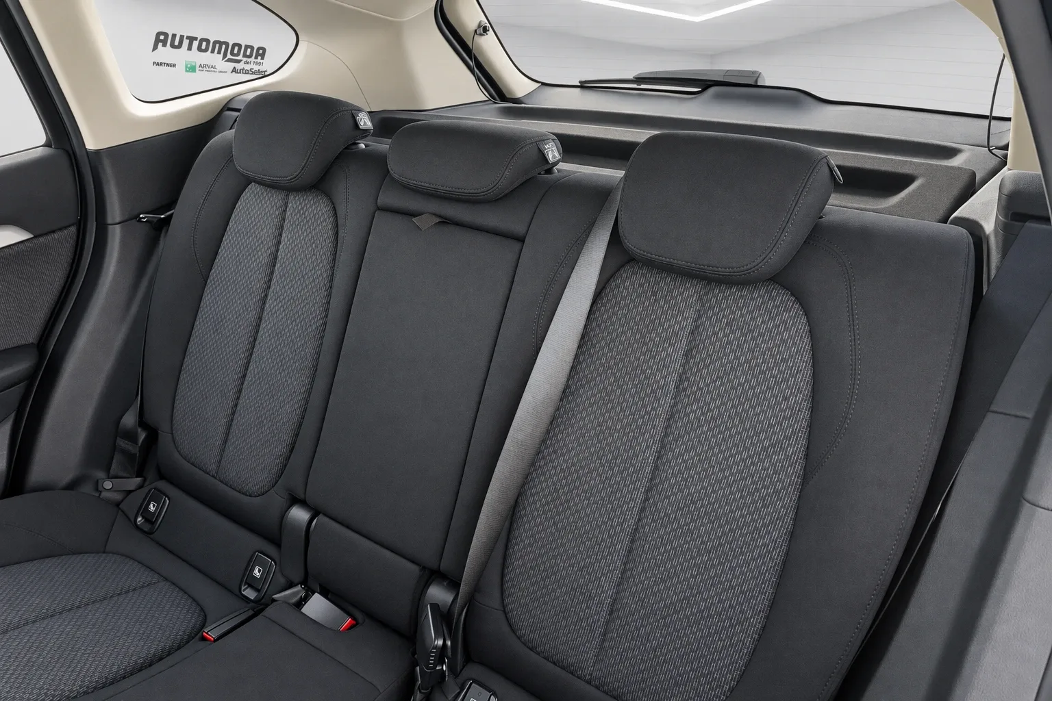 BMW X1 X Drive 25E Business Advantage automatico 2021 — foto 14