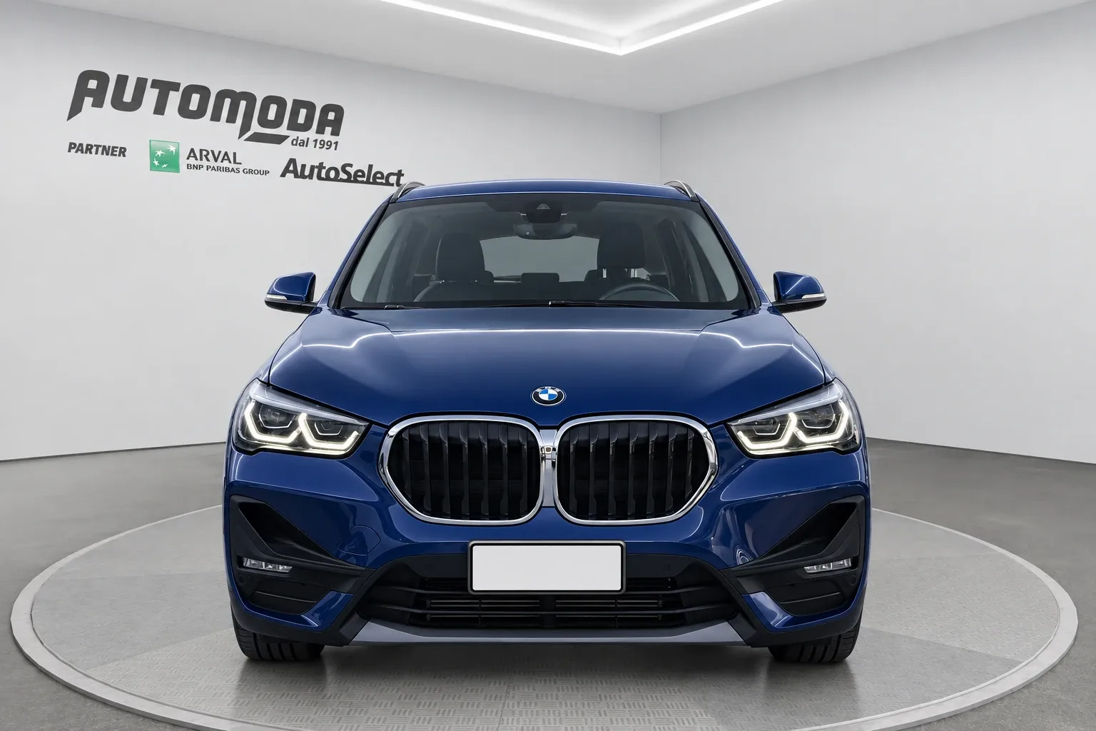 BMW X1 X Drive 25E Business Advantage automatico 2021 — foto 2