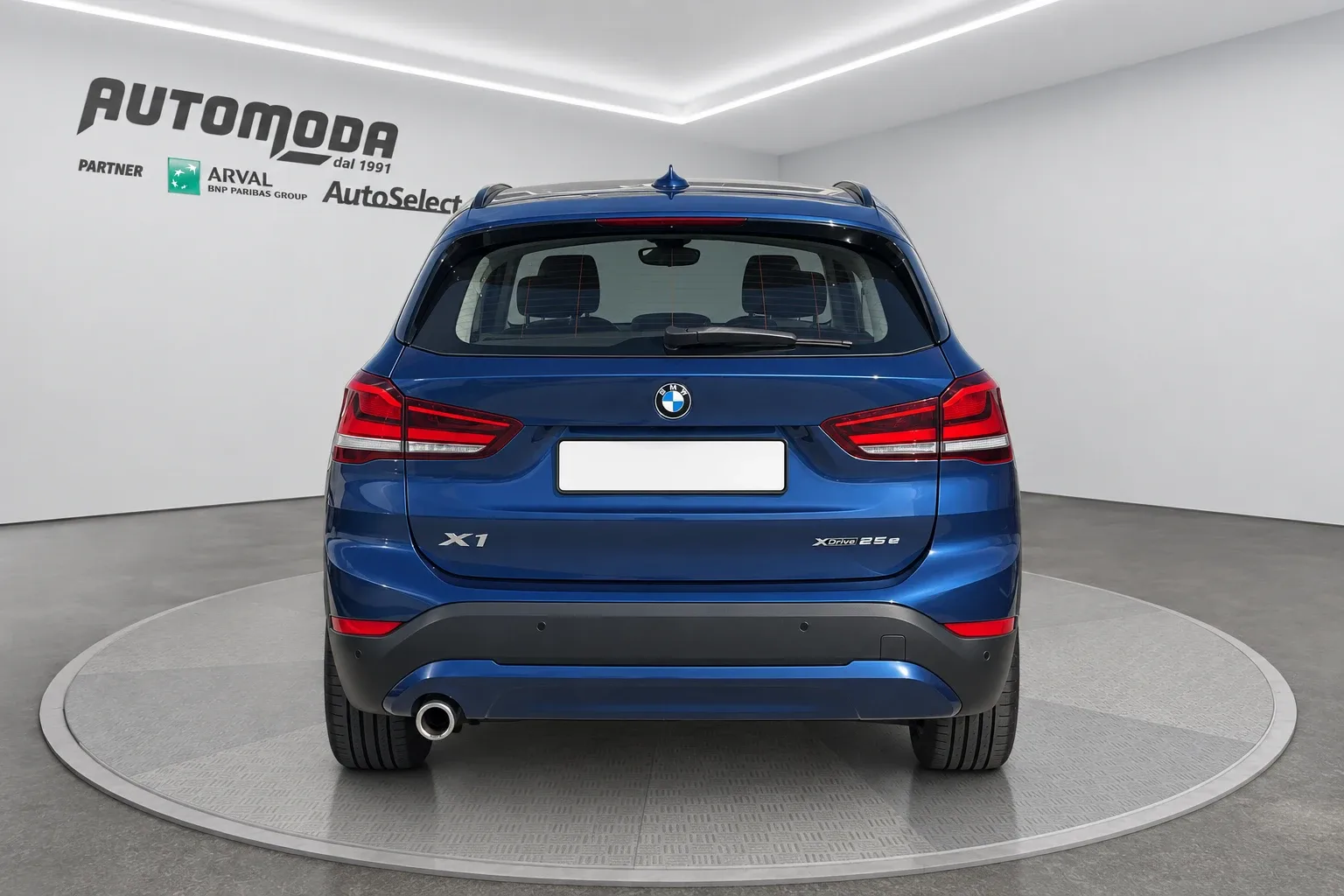 BMW X1 X Drive 25E Business Advantage automatico 2021 — foto 5