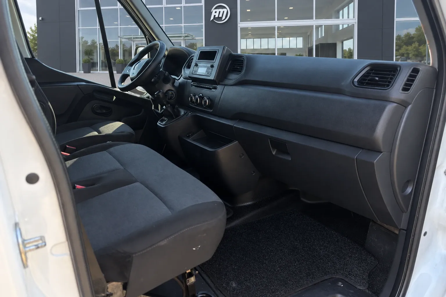 Renault Master L2H2 2.3 150CV 2022 — foto 9
