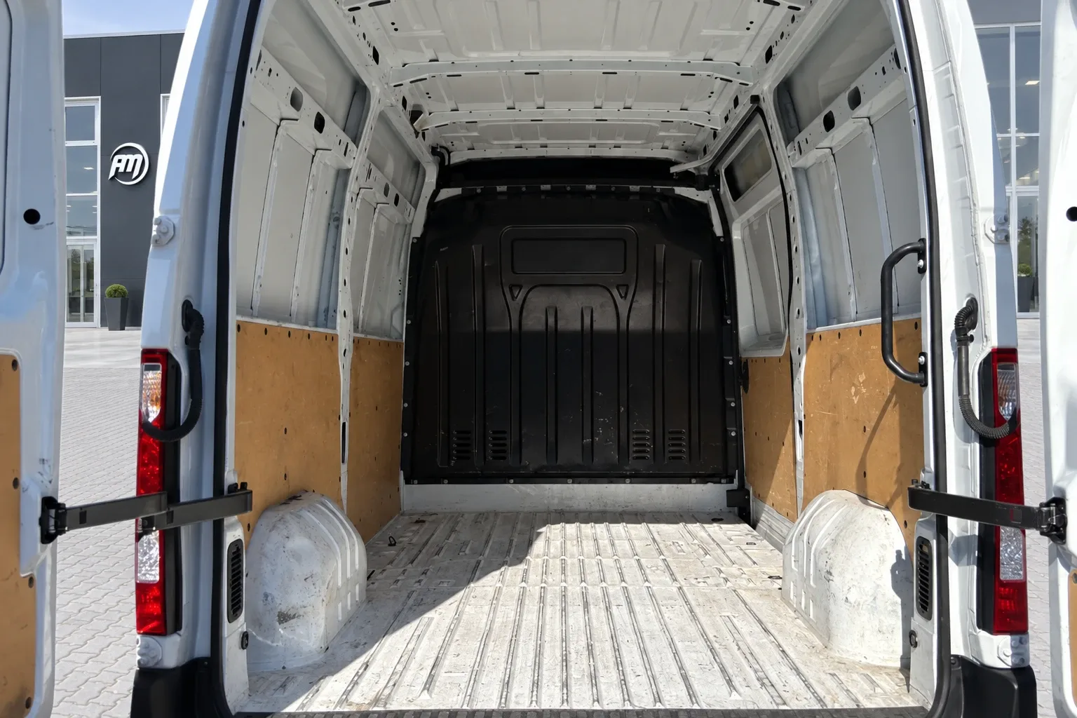 Renault Master L2H2 2.3 150CV 2022 — foto 11
