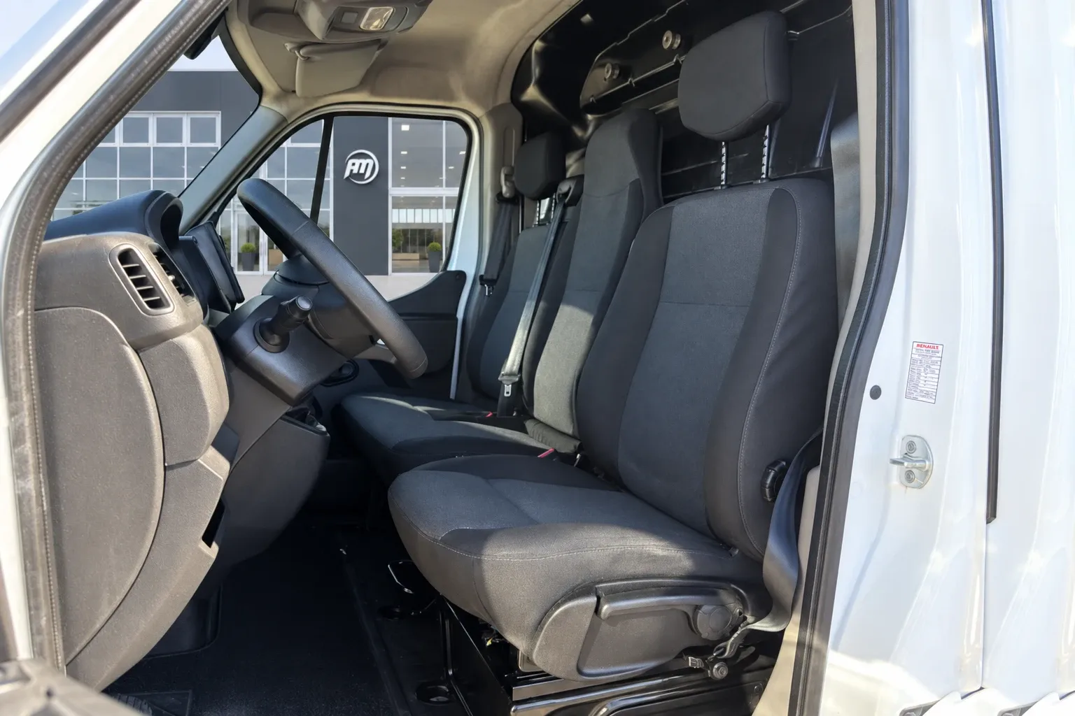 Renault Master L2H2 2.3 150CV 2022 — foto 8