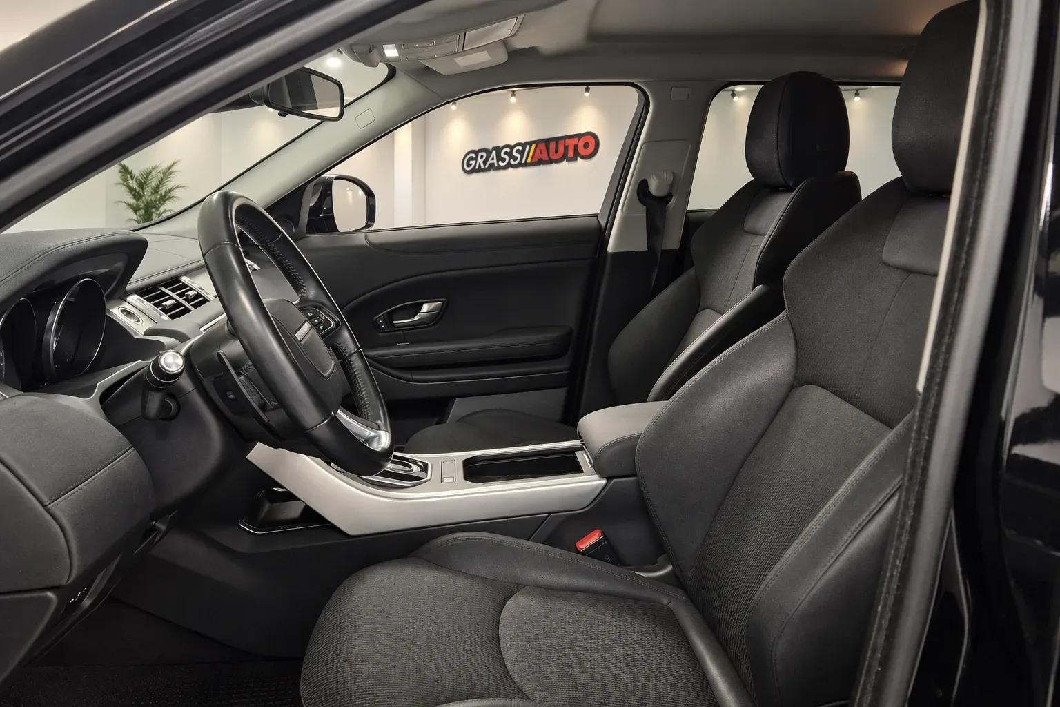 Land Rover Range Rover Evoque 5p 2.0 td4 Pure Business edition Premium 150cv auto 2018 — foto 6
