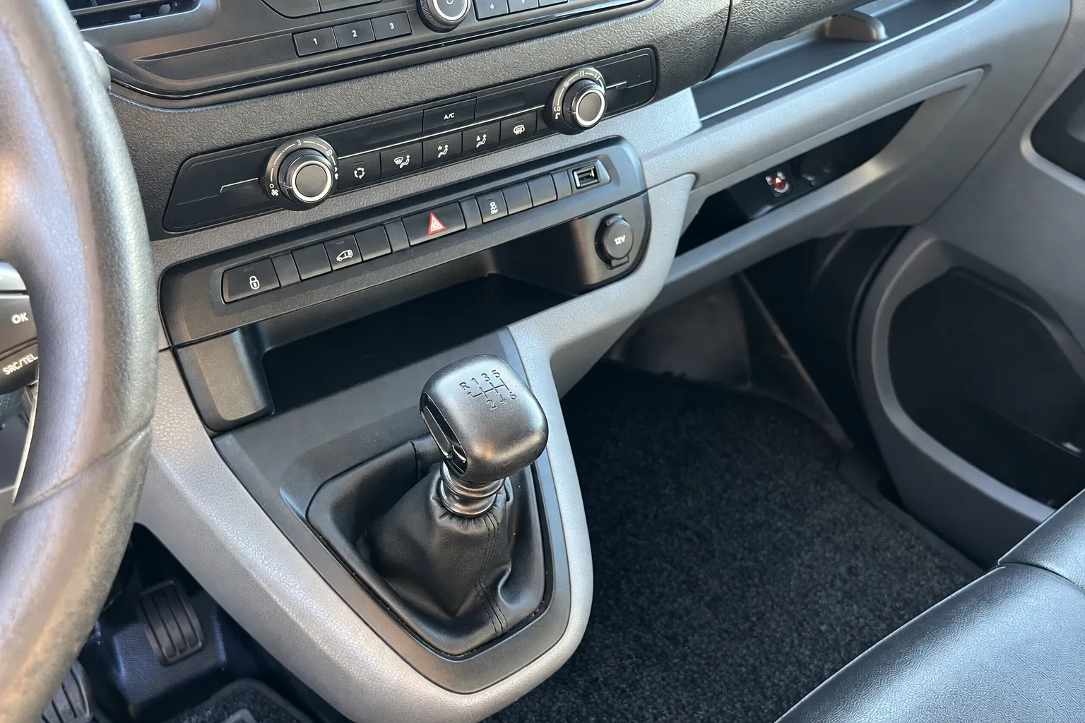 Peugeot Expert 2.0 BLUEHDI 120 CV PREMIUM 2019 — foto 13