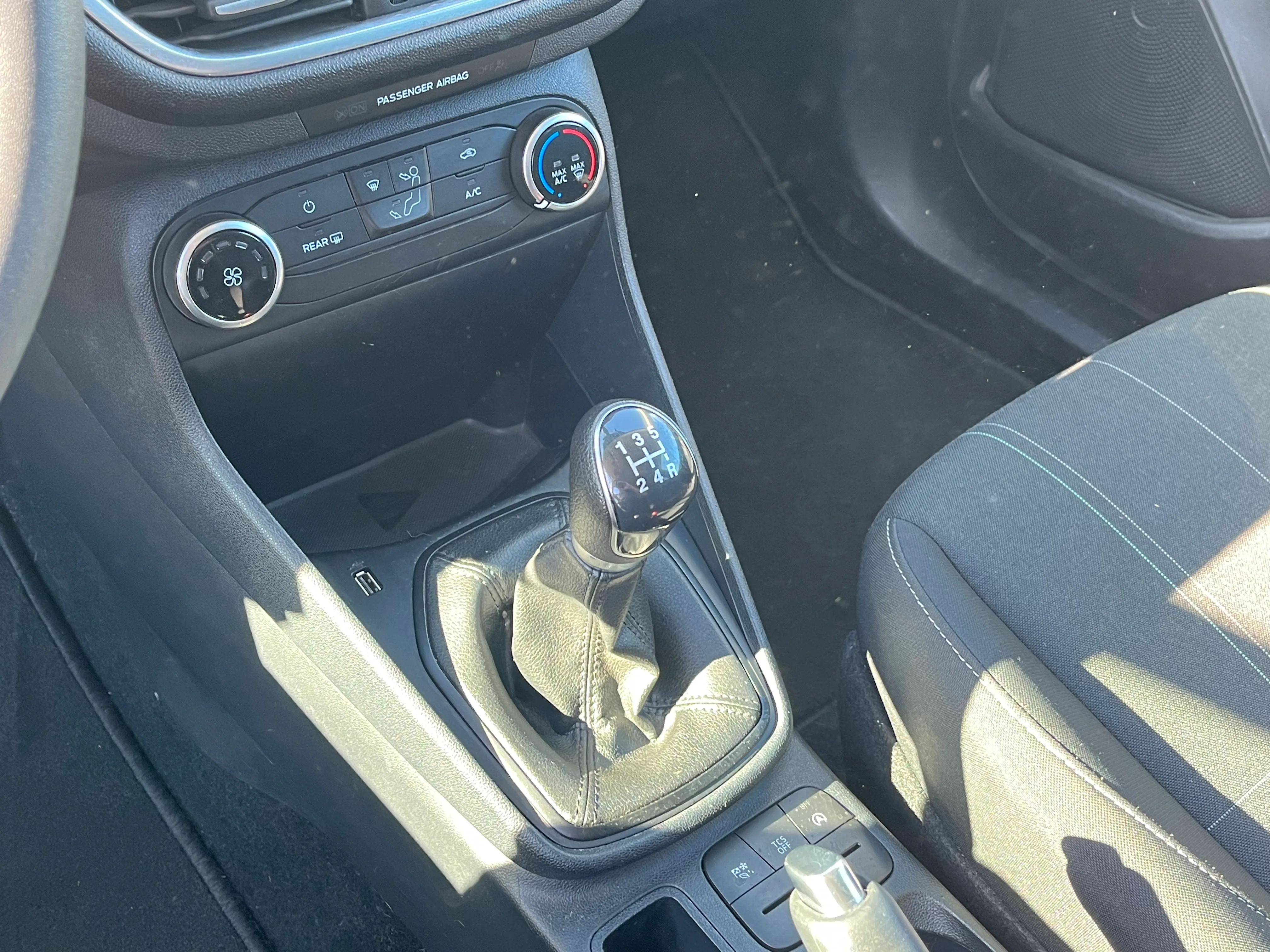 Ford Fiesta VAN 3 PORTE 2021 — foto 11
