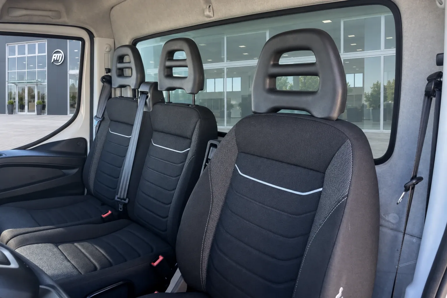 Iveco Daily 35C16H 3750 KM ZERO TELONE ALZA-ABBASSA 2023 — foto 8