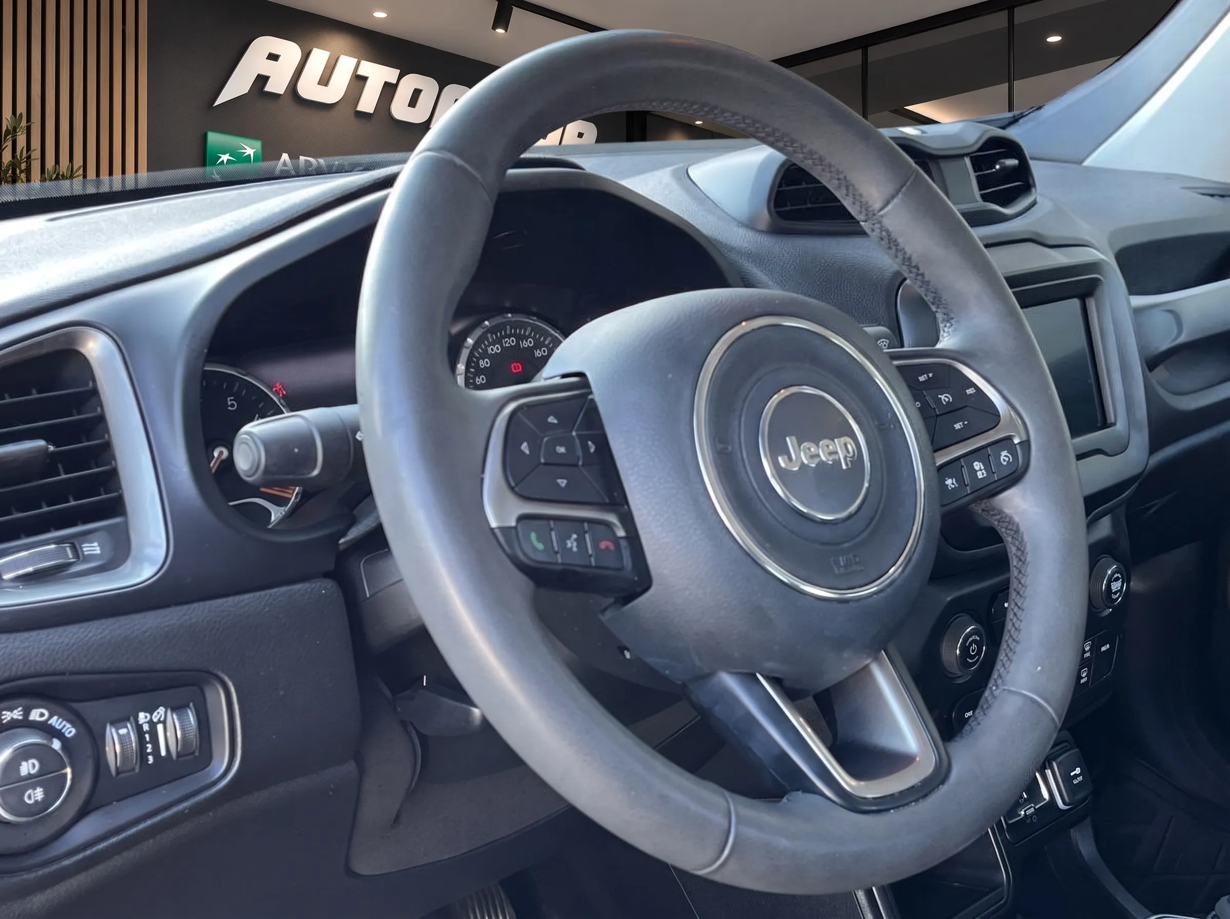 Jeep Renegade 120CV Limited Autocarro N1 2022 — foto 11