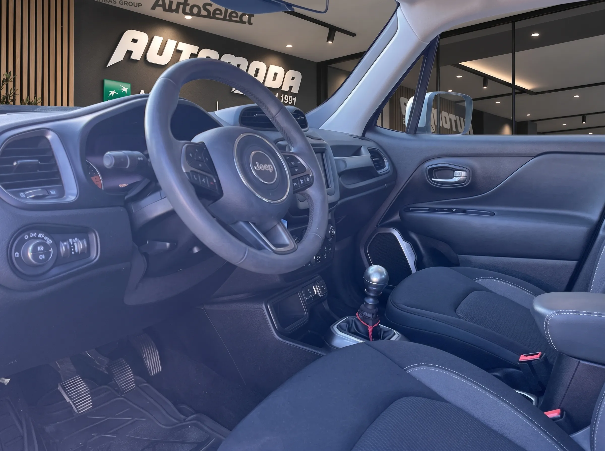 Jeep Renegade 120CV Limited Autocarro N1 2022 — foto 7