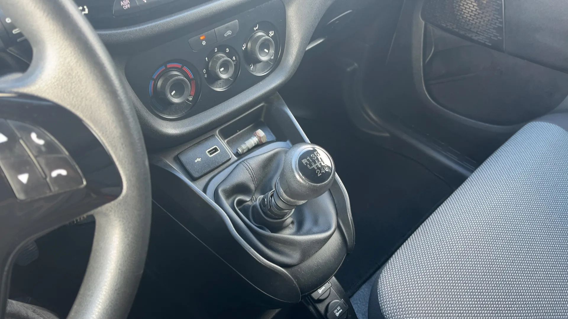 Fiat Doblo cargo 1.6 mjt 105cv CH1 Business S&S 2021 — foto 8