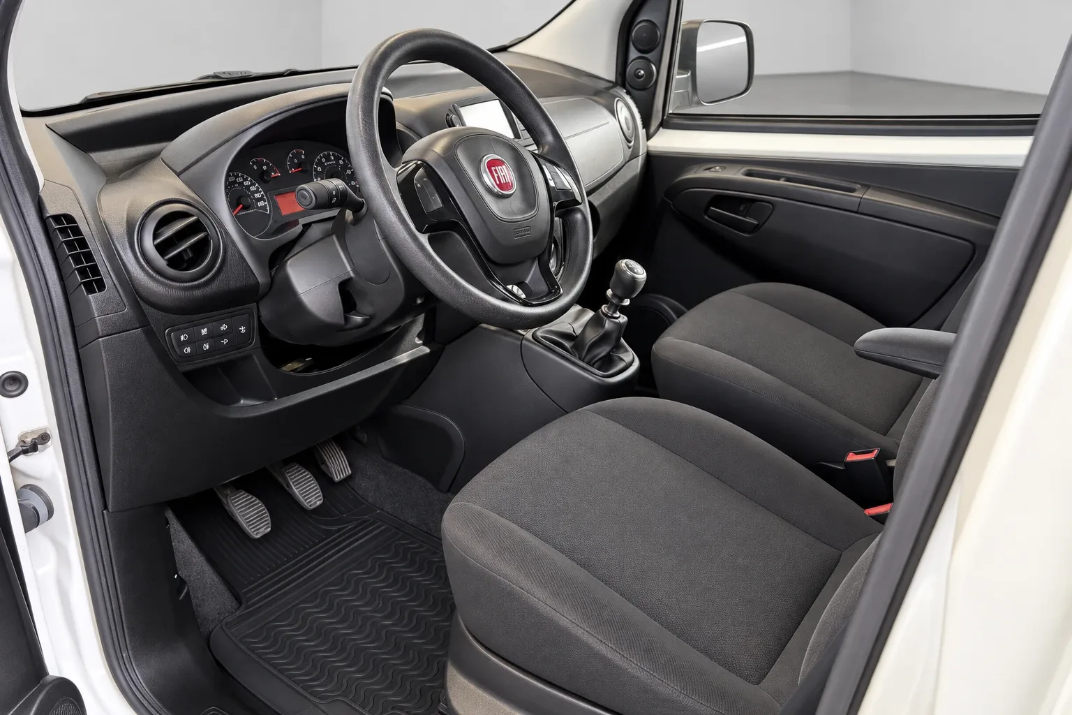 Fiat Qubo 1.4 EASY METANO 2018 — foto 12