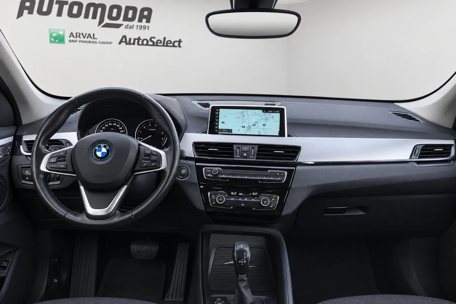 BMW X1 X Drive 25E Business Advantage automatico 2022 — foto 9