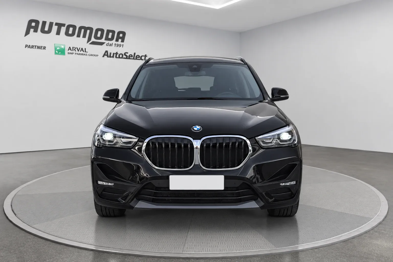 BMW X1 X Drive 25E Business Advantage automatico 2022 — foto 2