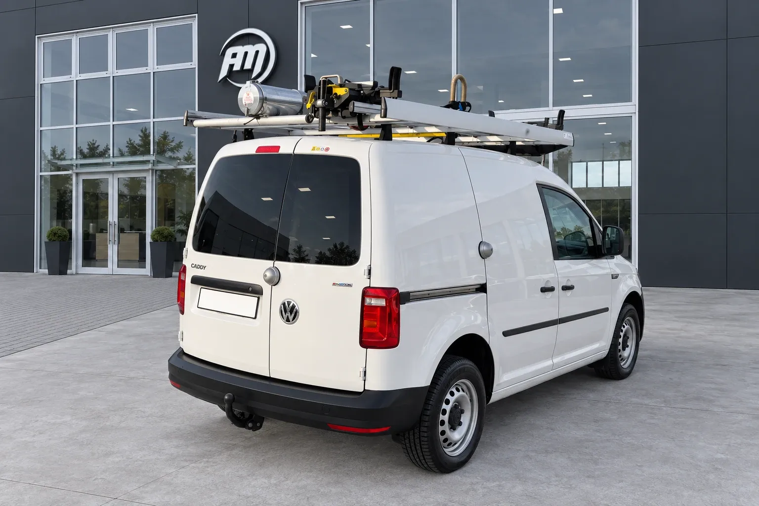 Volkswagen Caddy 2.0 TDI 4MOTION 4X4 ALLESTITO G.TRAINO 2019 — foto 4