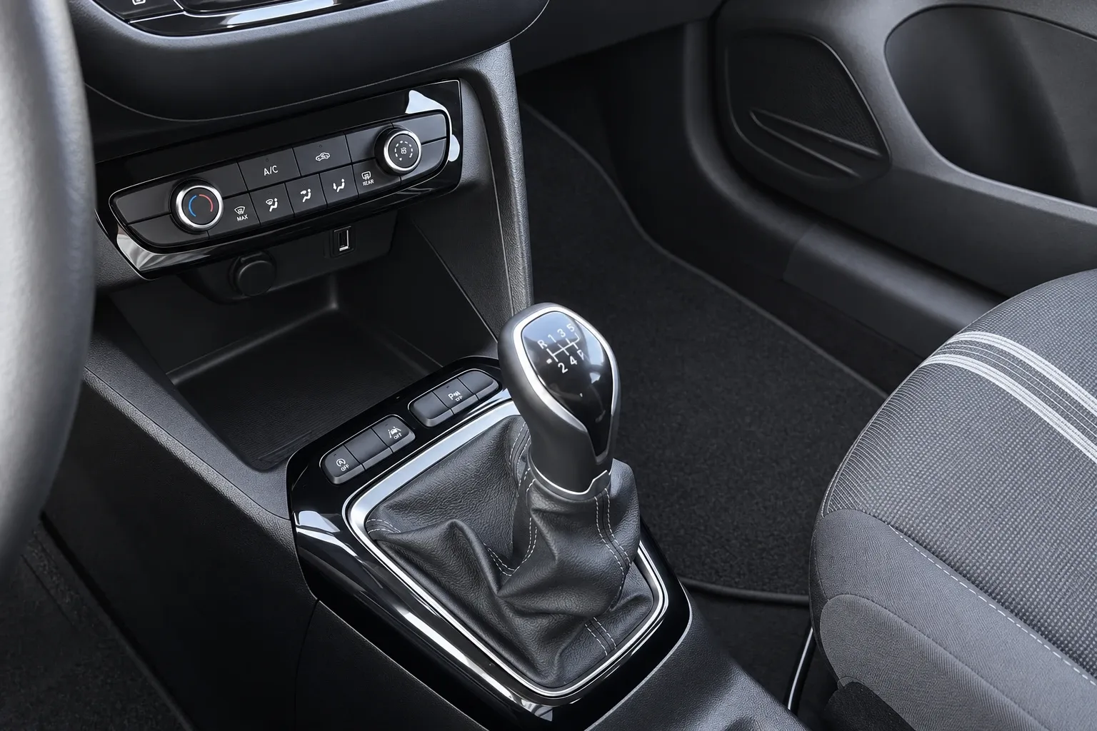 Opel Corsa 1.2 DESIGN E TECH 2022 — foto 12